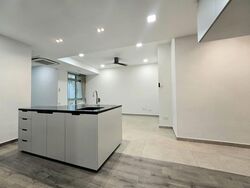 Hillview Park (D23), Condominium #553058881